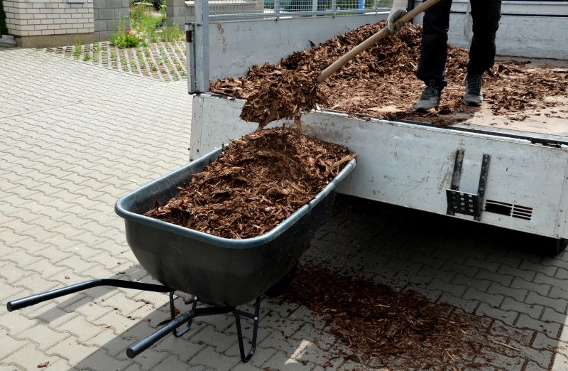 Landscape Mulch Delivery